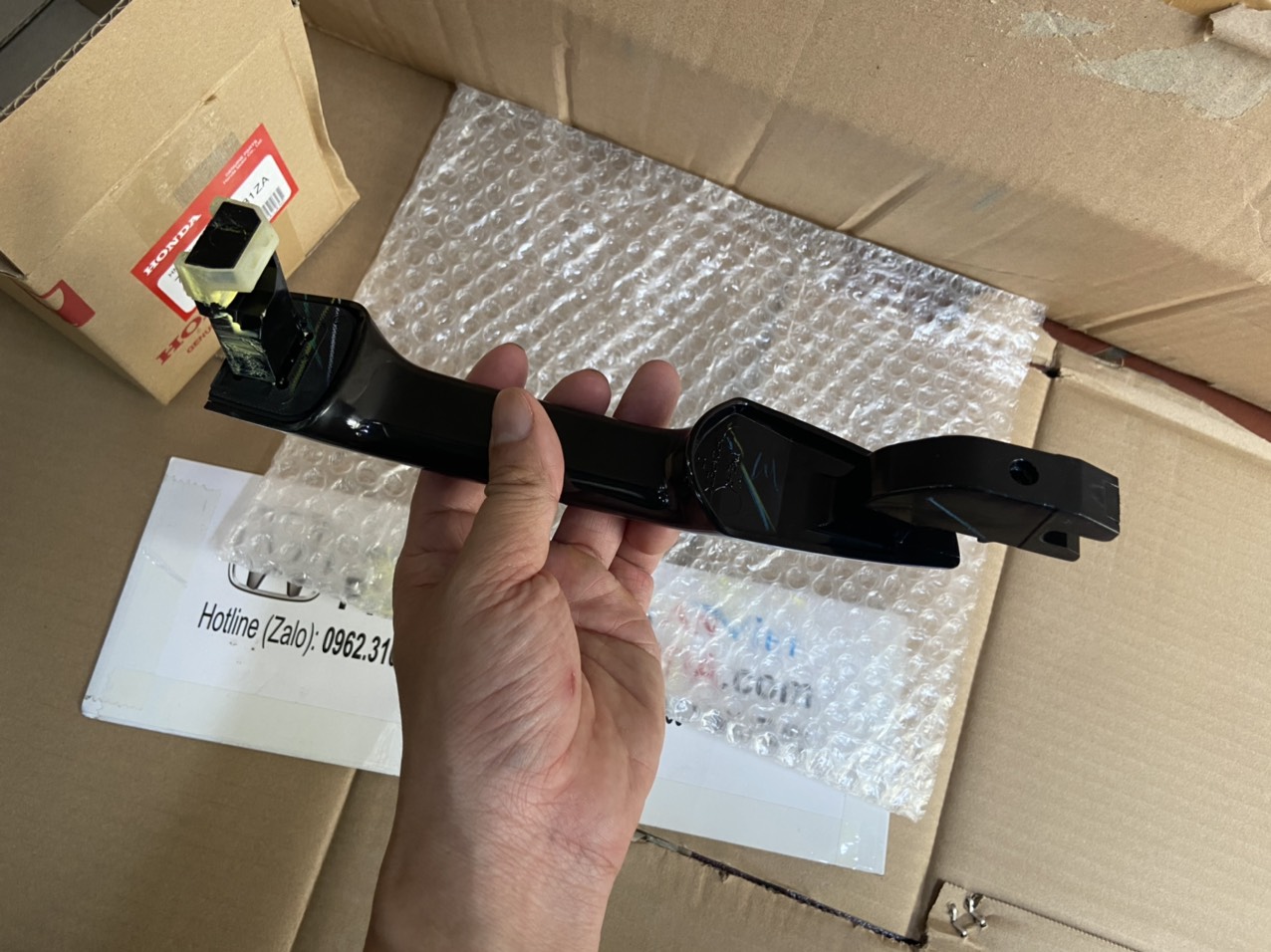 Tay mở cửa ngoài xe Honda Crv 2018-2022